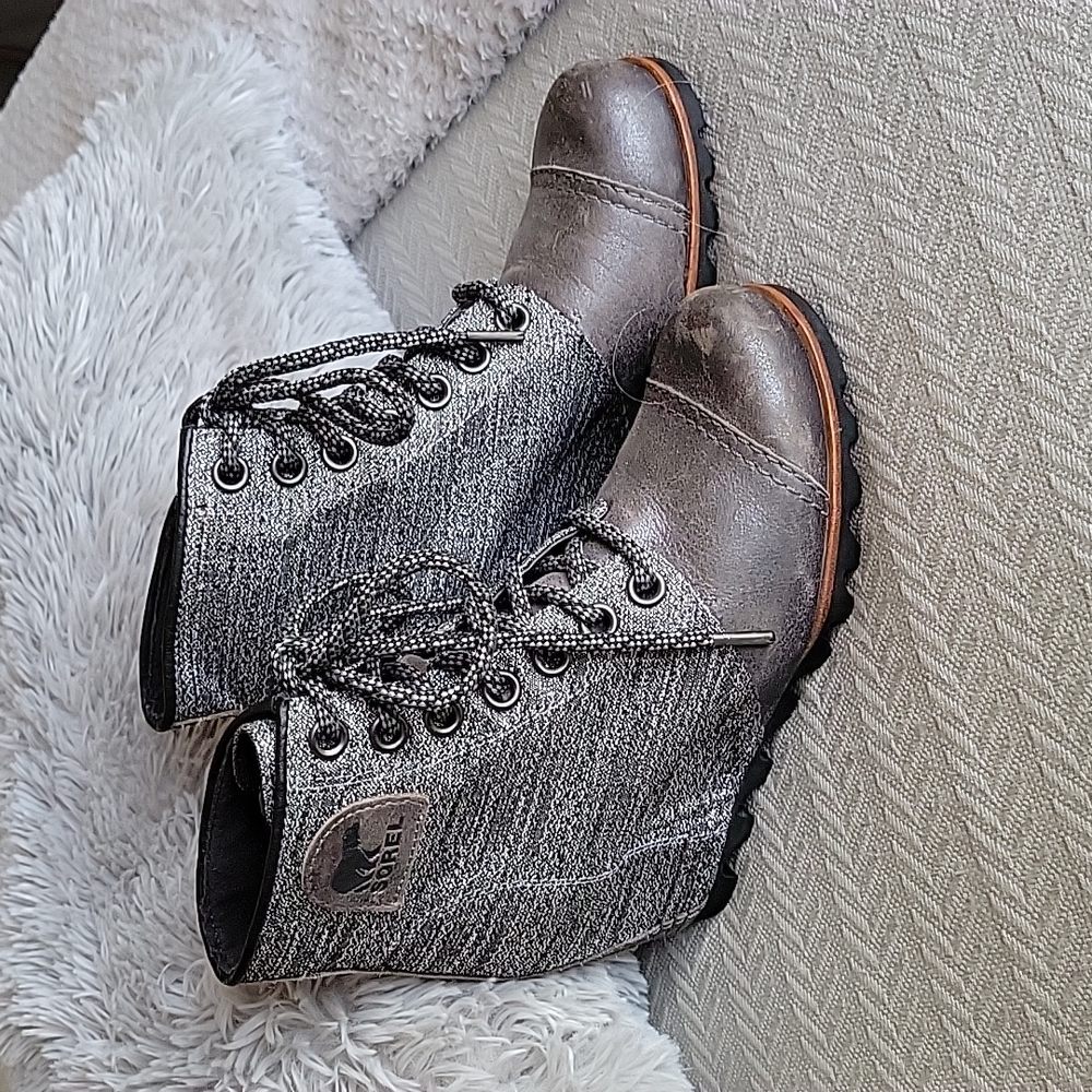 SOREL WEDGE BOOT